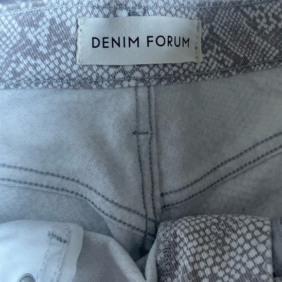 Aritzia Denim Forum Lola high crop in snake print - Picture 5 of 6